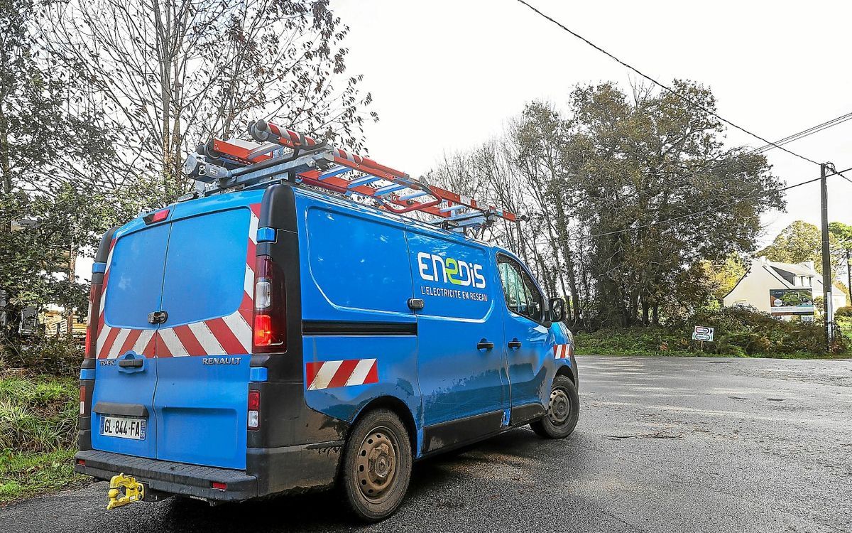 Tempête Darragh : 13 000 foyers privés d’électricité en Bretagne