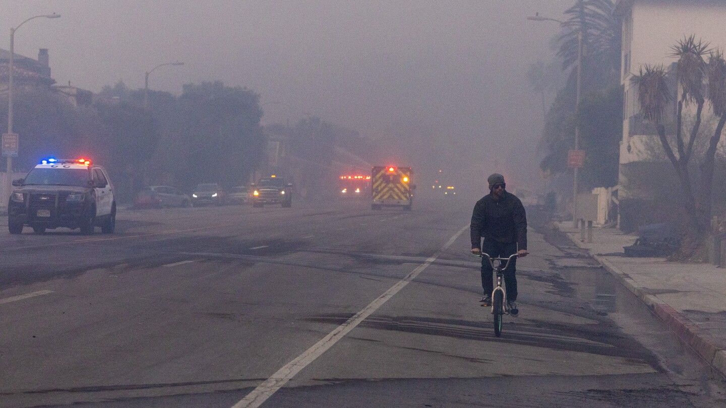 NHL postpones Calgary-L.A. game due to wildfires