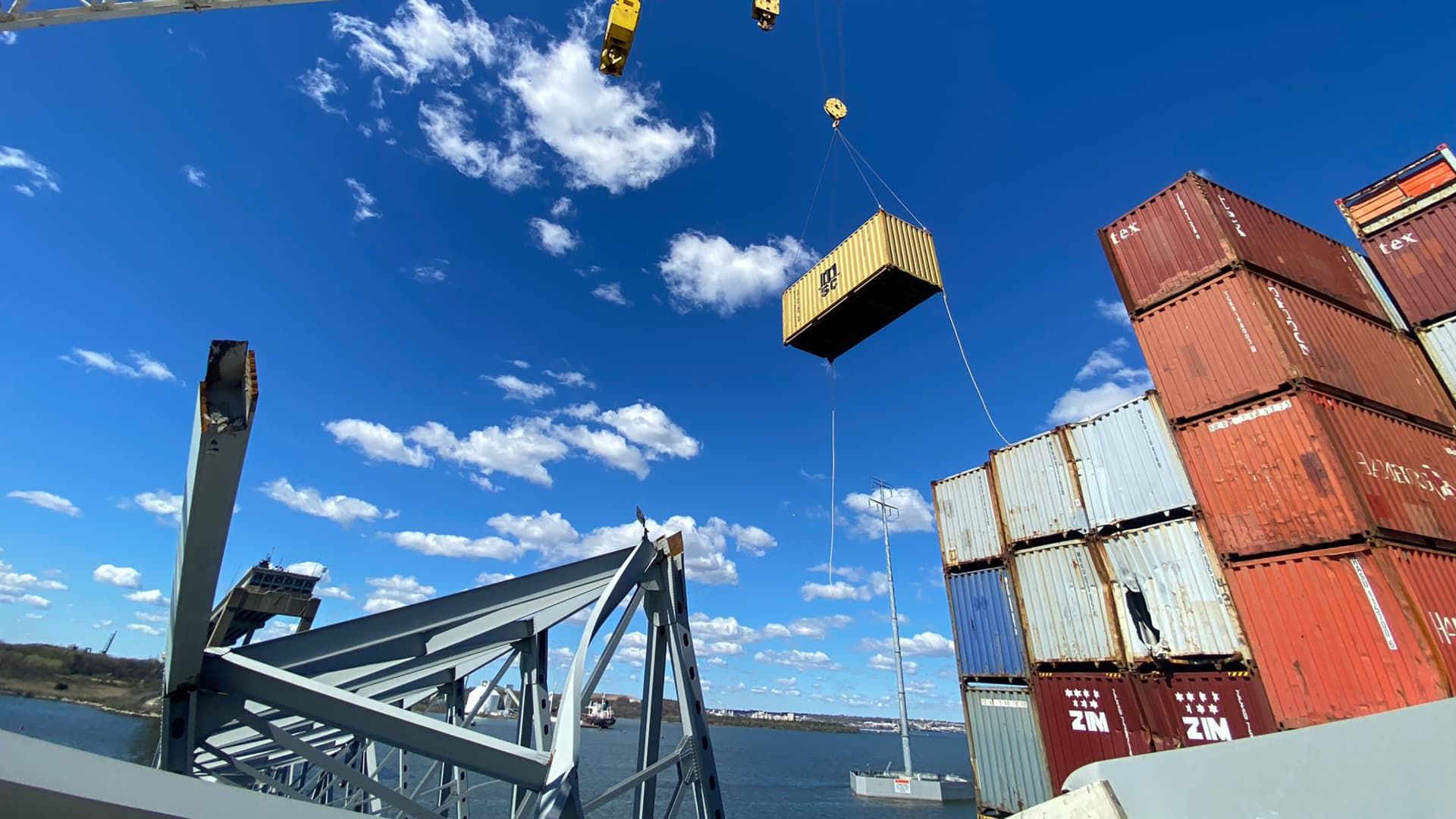 Dali container removal to take weeks, key to Baltimore port reopening