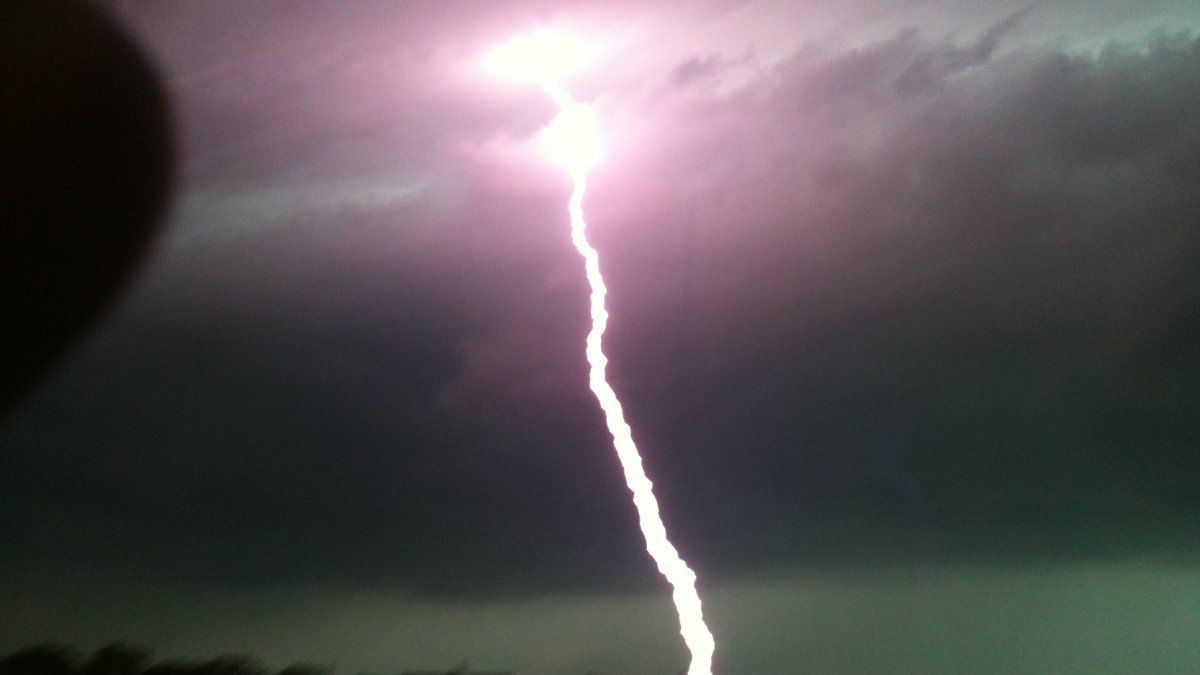 Severe Thunderstorm Watch Issued for Several Chicago-Area Counties