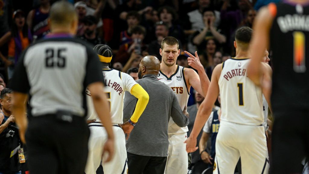 Nuggets' Nikola Jokic fined, not suspended for pushing Suns owner