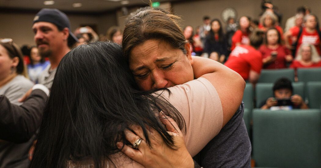 In Shift, Texas House Advances Bill to Raise Age to Buy Assault Weapons