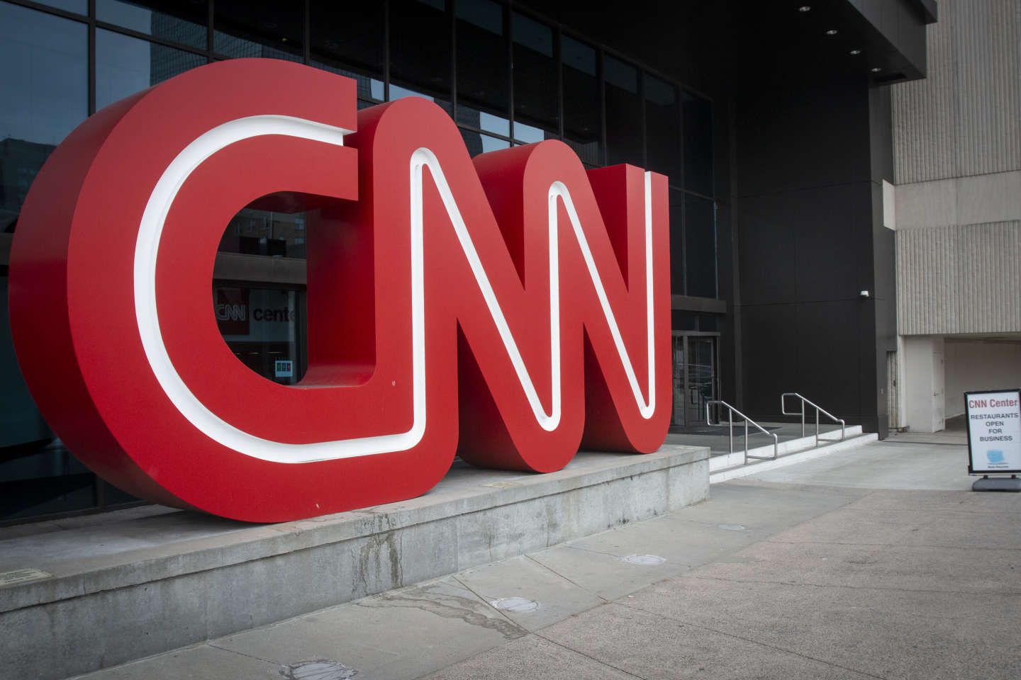 Médias : " CNN, le déclin d’une icône américaine "