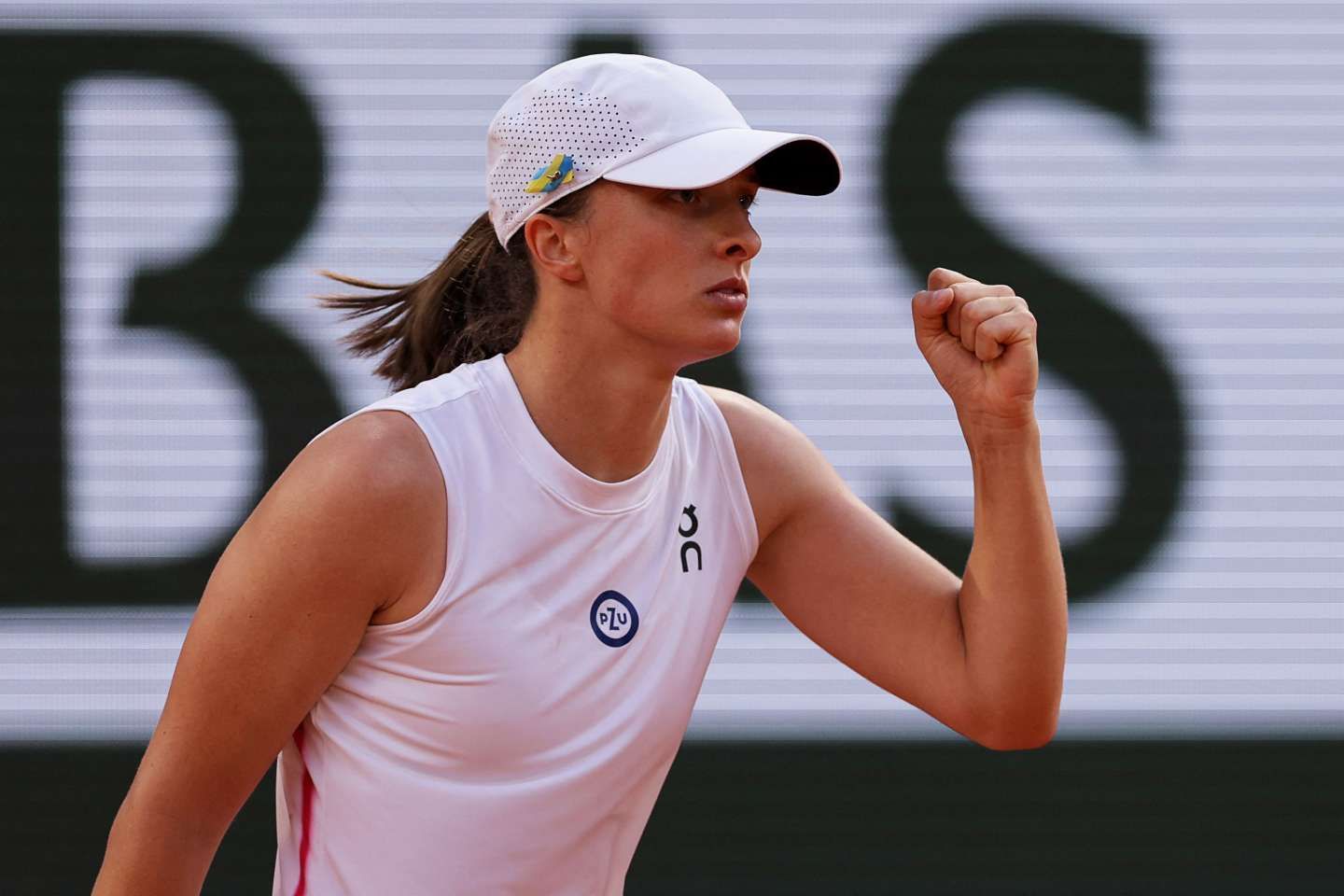 Roland-Garros : Iga Swiatek rejoint Karolina Muchova en finale