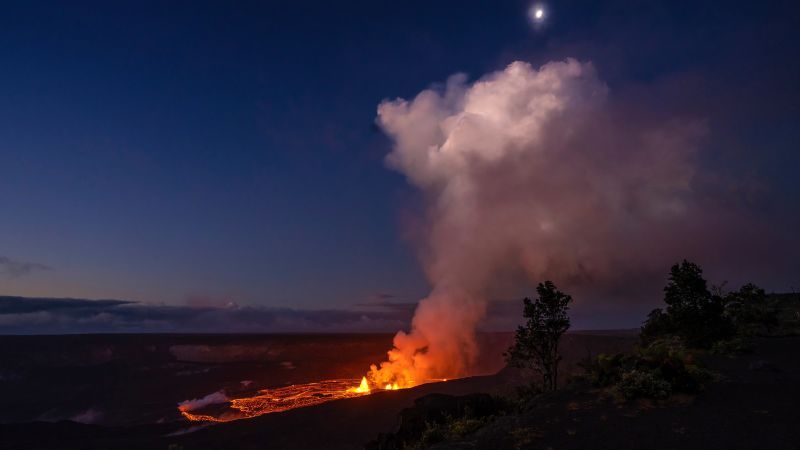 As Hawaii's Kilauea volcano erupts, park service shares the best spots to watch the dazzling display