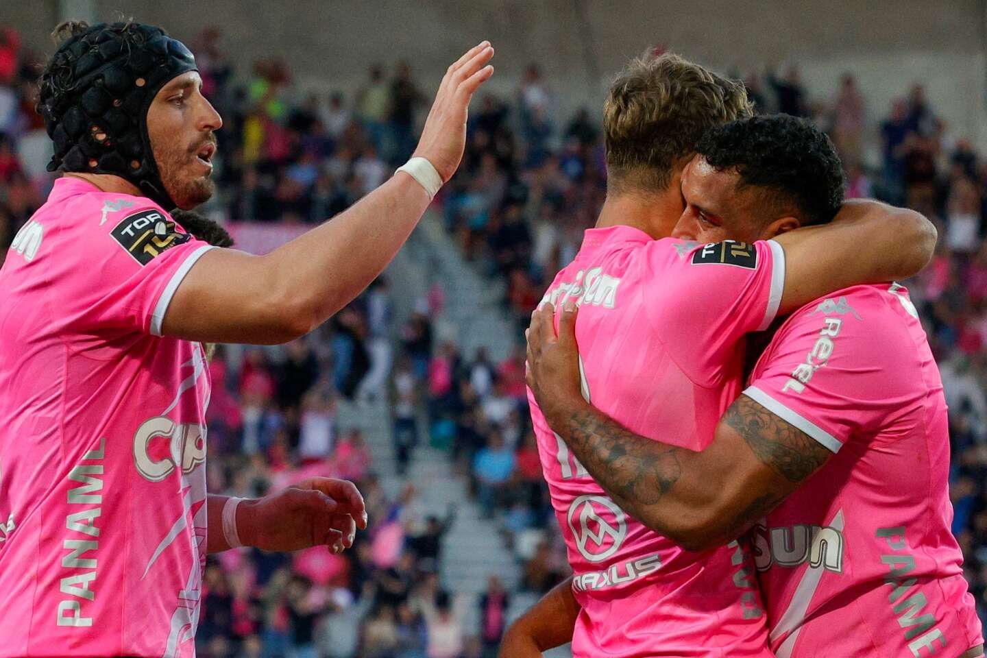 Top 14 : le Stade français en demi-finale, La Rochelle et le Racing 92 qualifiés en barrages sur le fil