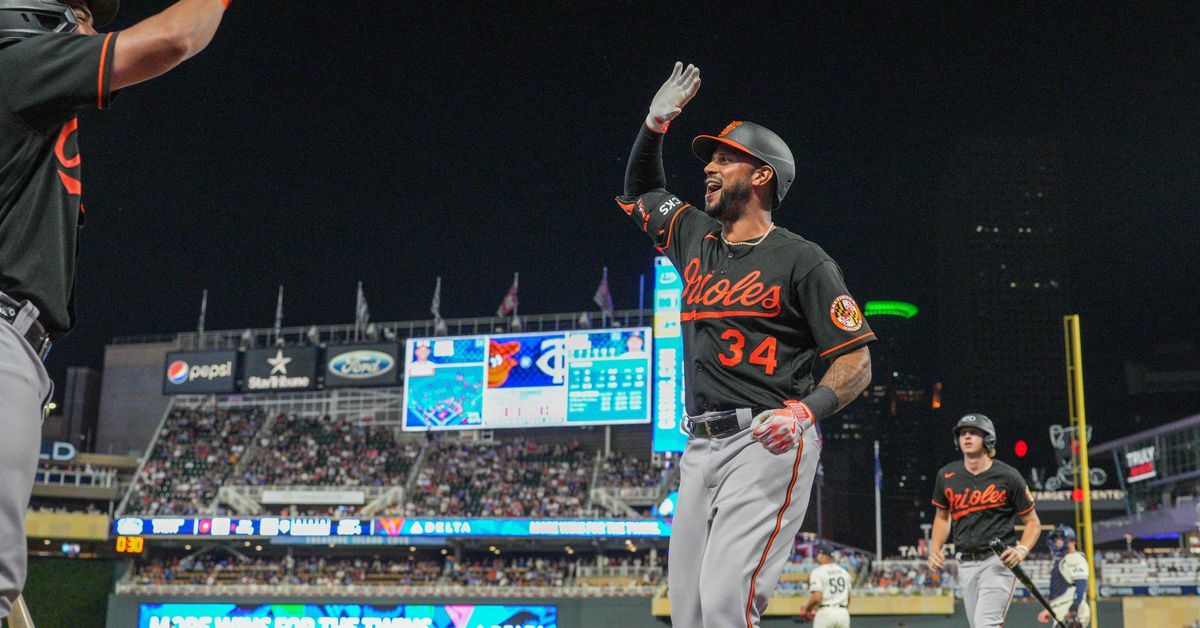 Orioles come up clutch in extras, outlast Twins in tenth, 3-1