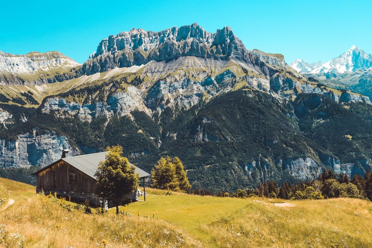 Haute-Savoie : 3 randonnées à faire pour le 14 juillet avec une ou deux nuits en refuge