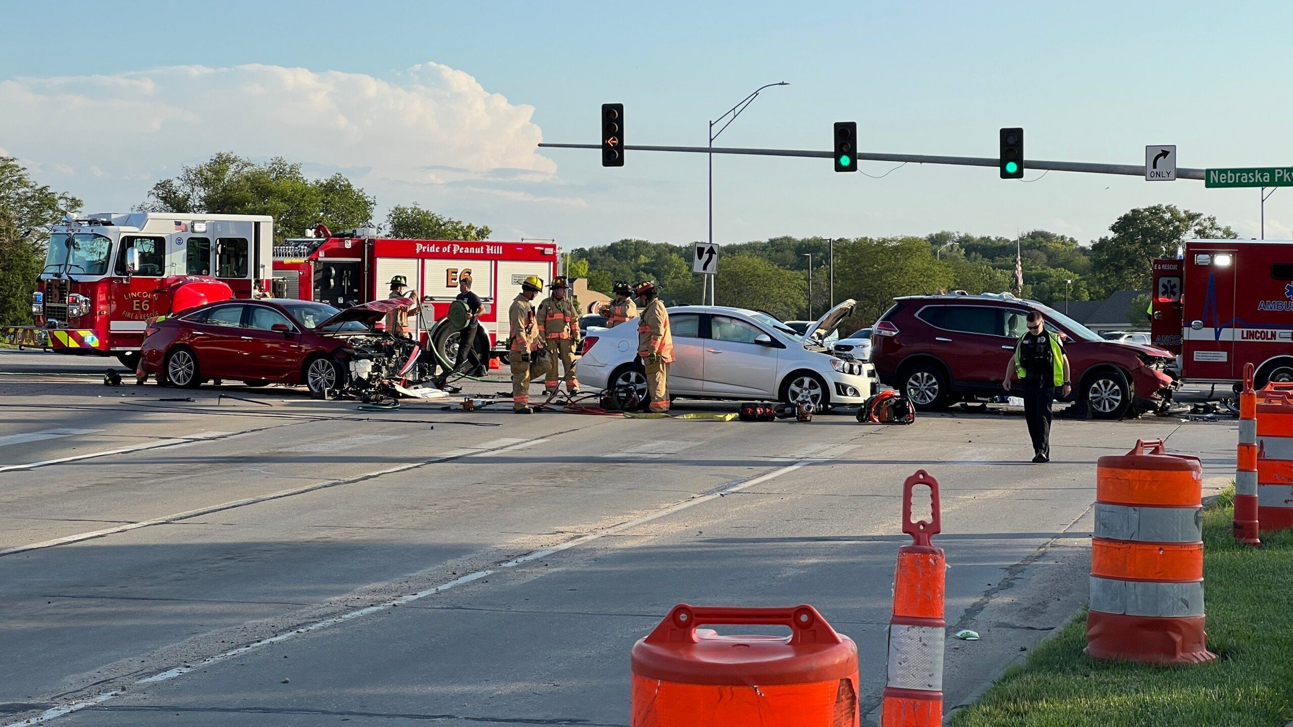 Three-vehicle crash shuts down busy east Lincoln intersection