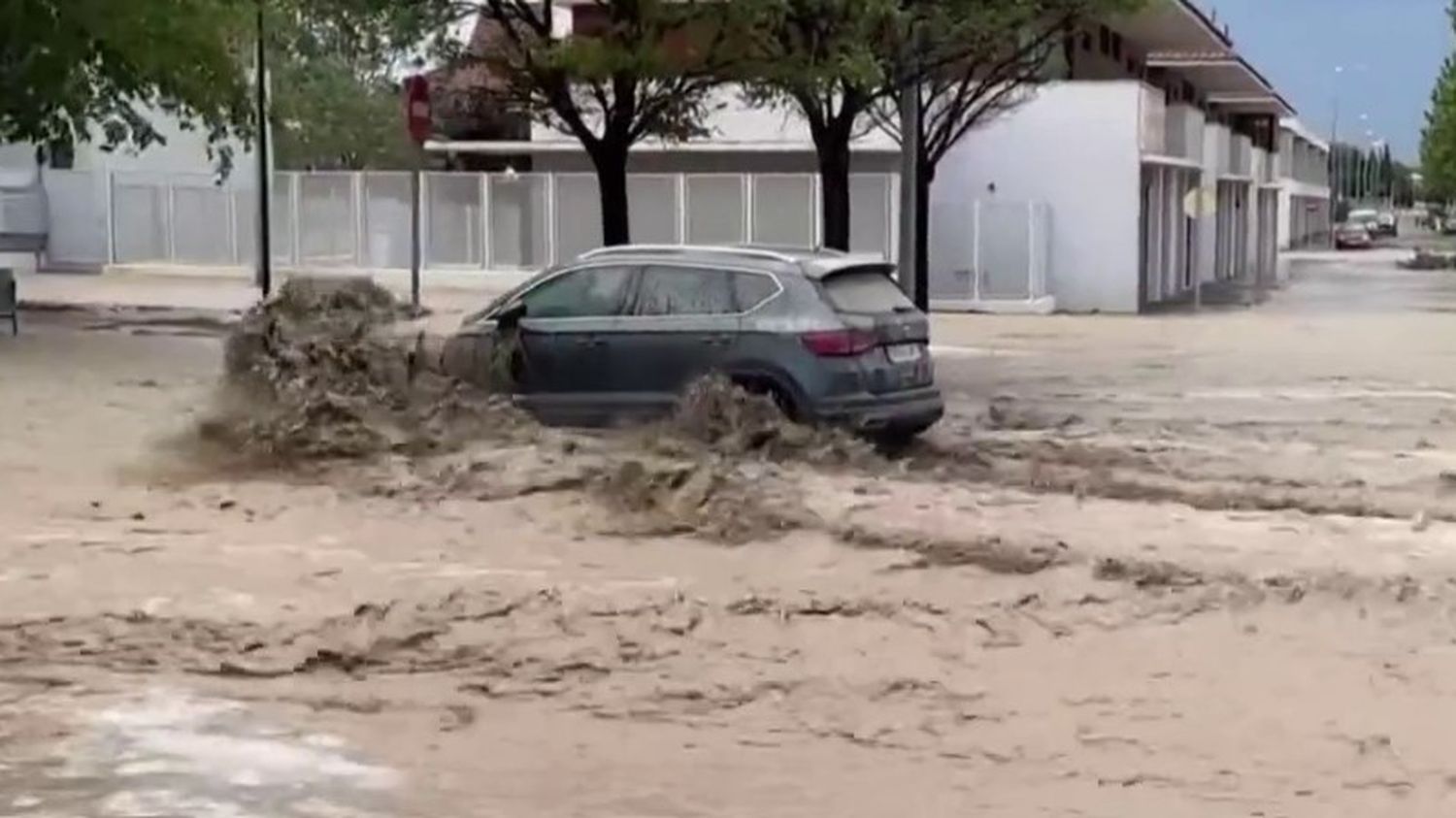 Espagne : Saragosse touchée par d'importantes inondations, aucune victime