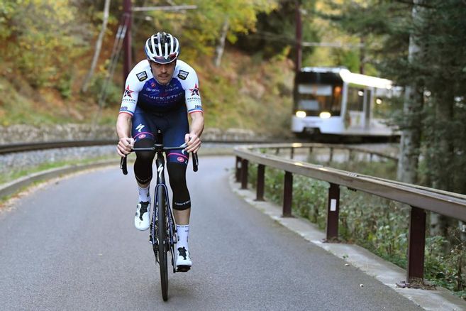 Tour de France : les confidences de Rémi Cavagna, après la "reco" de la montée du puy de Dôme