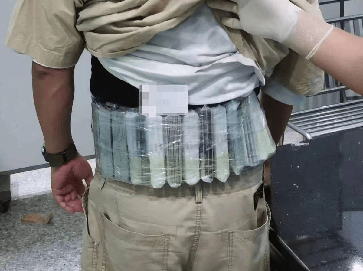 Memory smuggler caught with hundreds of SSD drives taped to waist