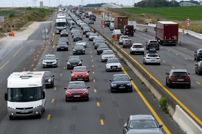 Trafic dense sur l'autoroute A10 avec des ralentissements notamment dans le Loiret, depuis ce samedi matin