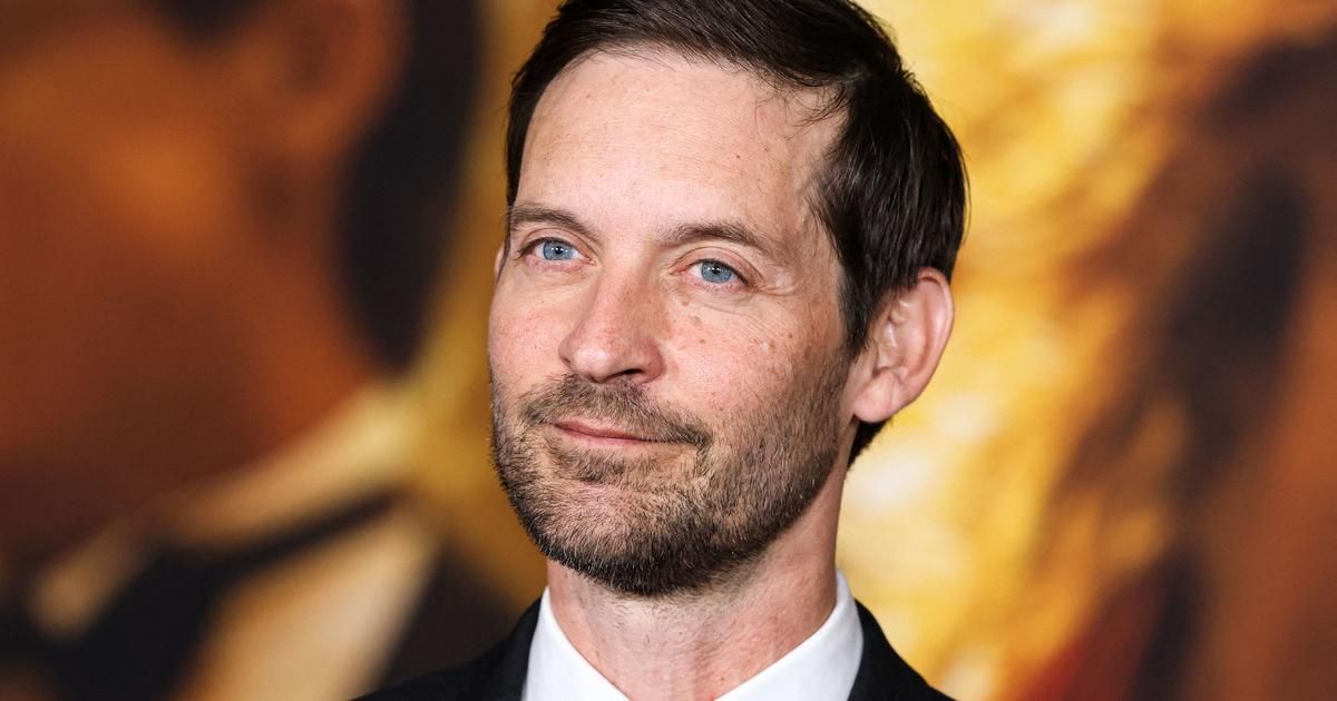 "Il pourrait être son père" : Tobey Maguire provoque un tollé en s’affichant avec une femme de 30 ans de moins que lui