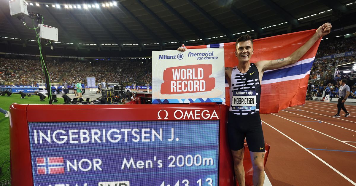 Norway's Ingebrigtsen breaks 2,000m record in Brussels