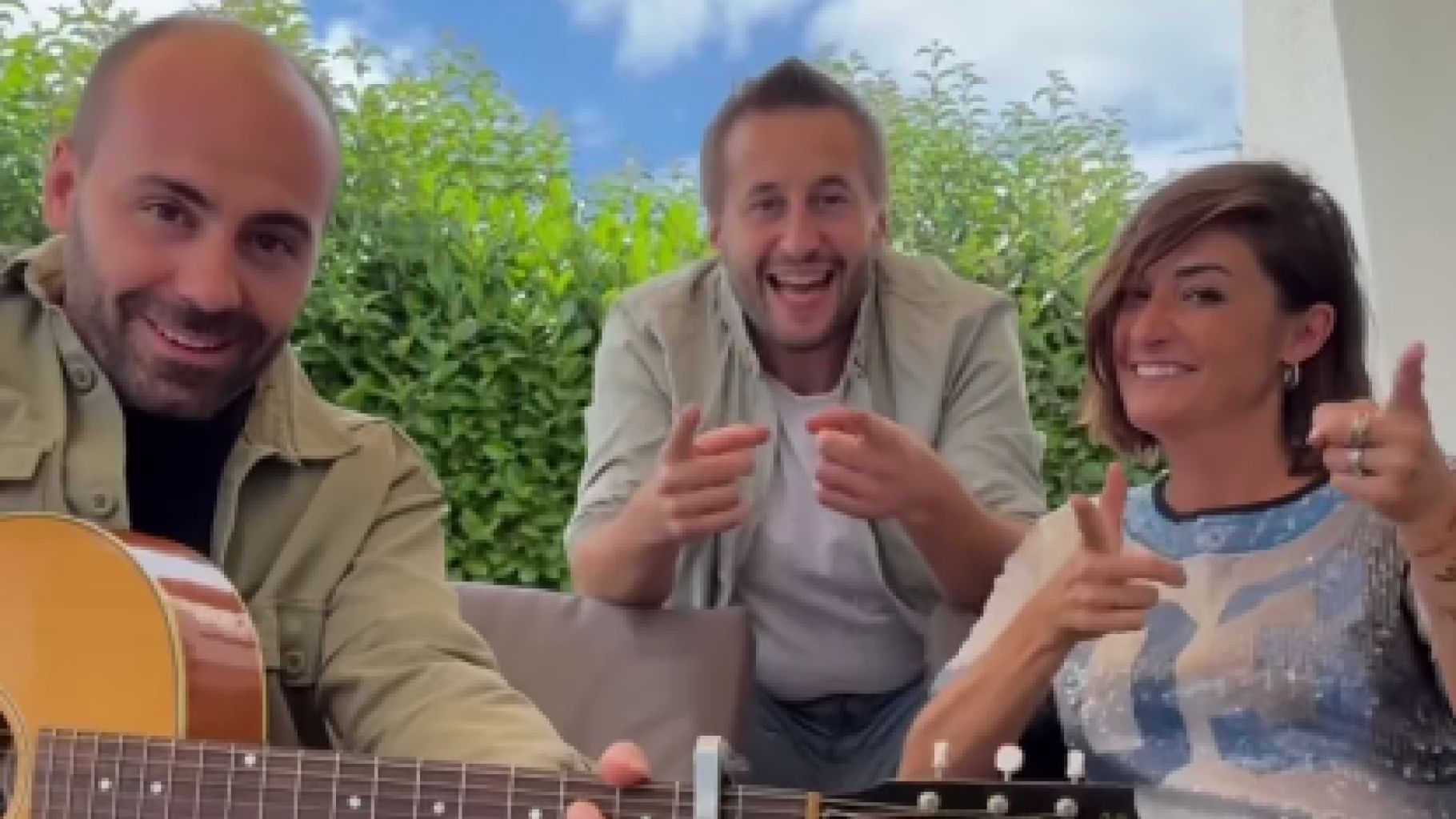 Après sa séparation, le groupe Trois Cafés Gourmands se relance avec une nouvelle chanteuse