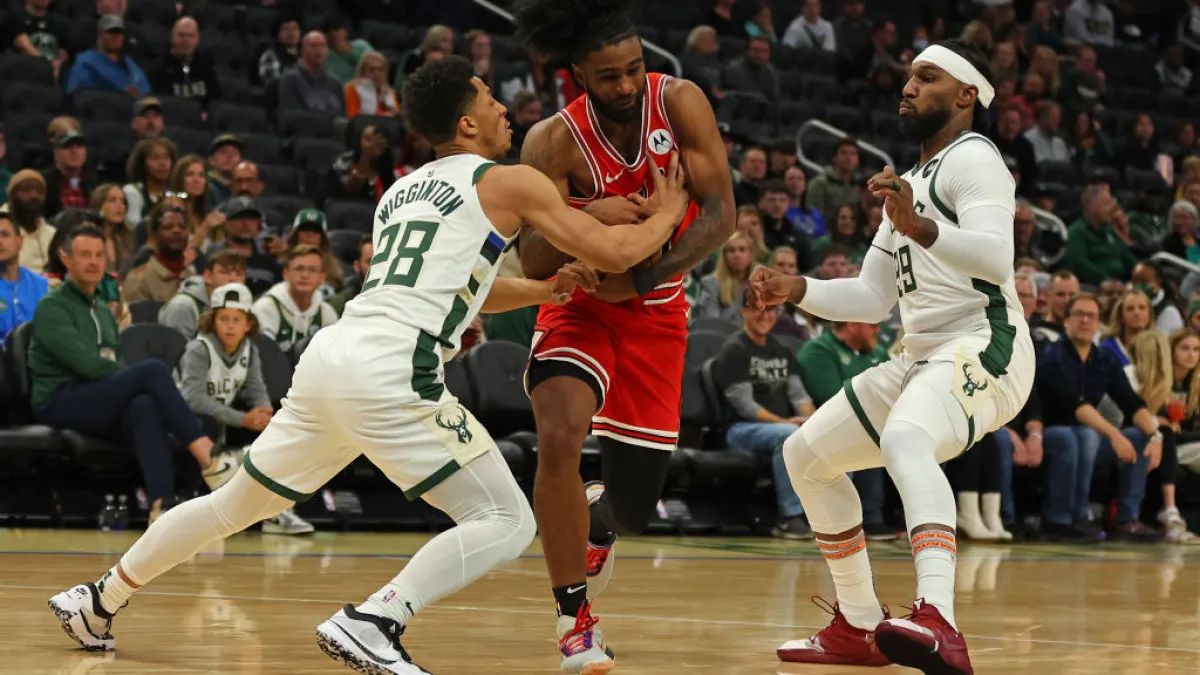 10 observations: Bulls fall to Bucks in preseason opener