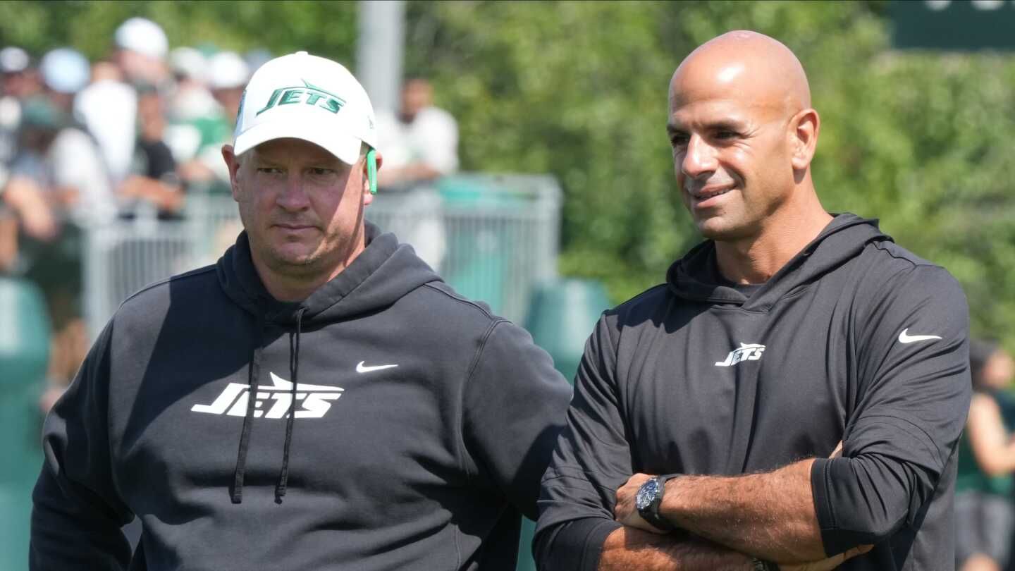 Robert Saleh removed play-calling duties from Nathaniel Hackett, before being fired