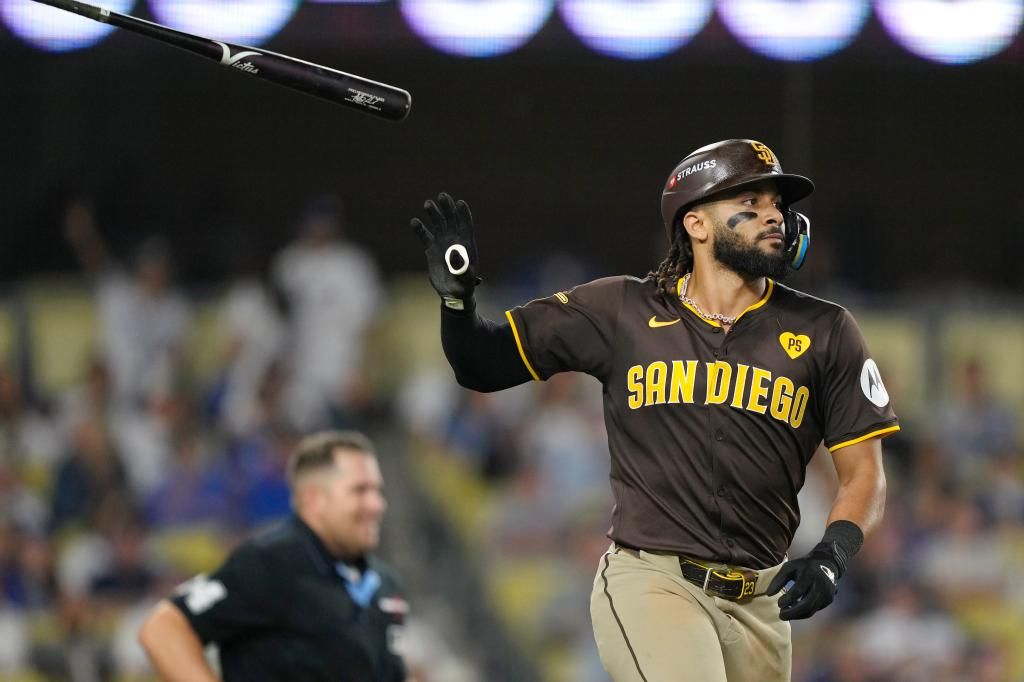 Dodgers vs. Padres Game 3 prediction: NLDS player props, odds, picks