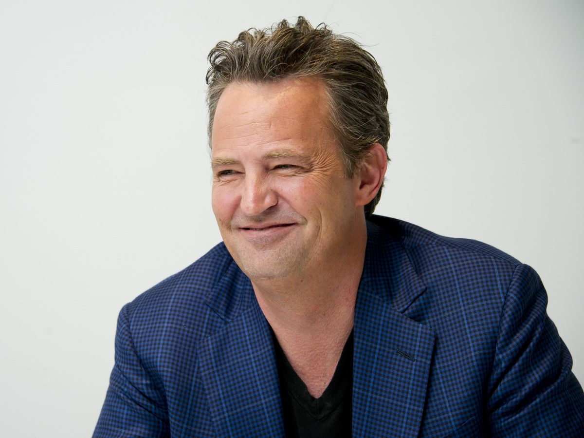 Mort de Matthew Perry : " gêné par son apparence ", déçu par sa carrière… ses derniers jours sombres révélés