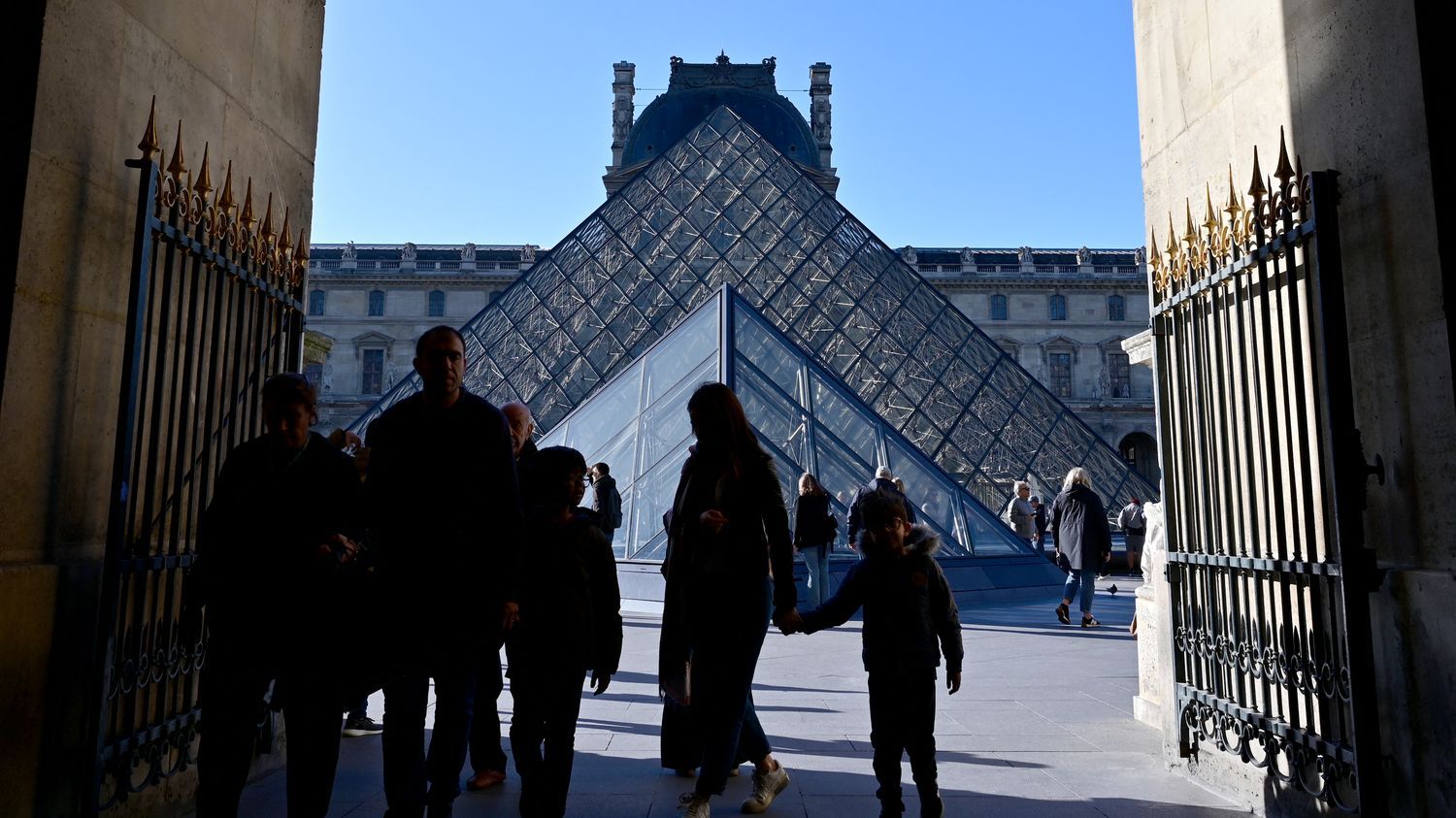 Le musée du Louvre va fortement augmenter ses tarifs, à six mois des Jeux olympiques