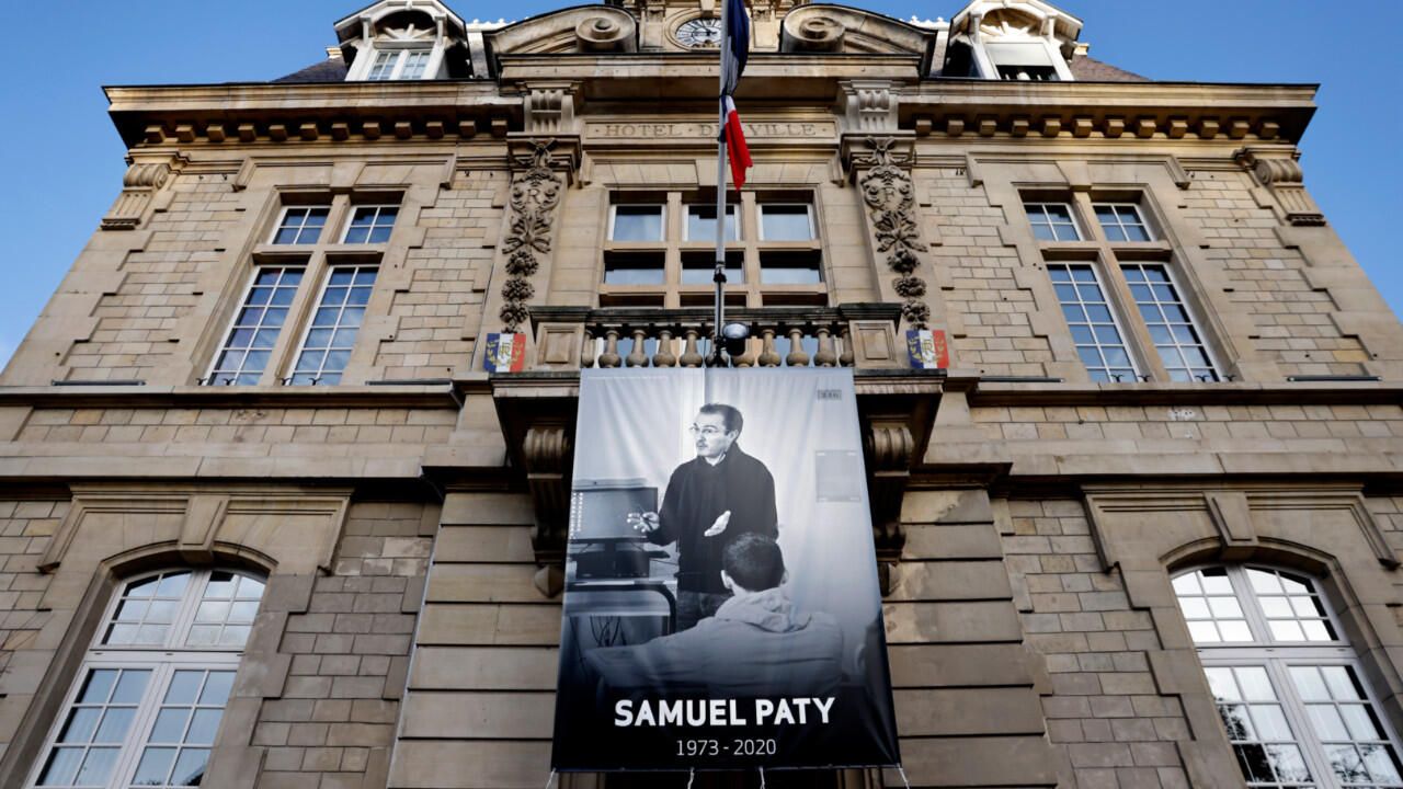 Assassinat de Samuel Paty : prison avec sursis et peine de prison aménageable pour les six collégiens