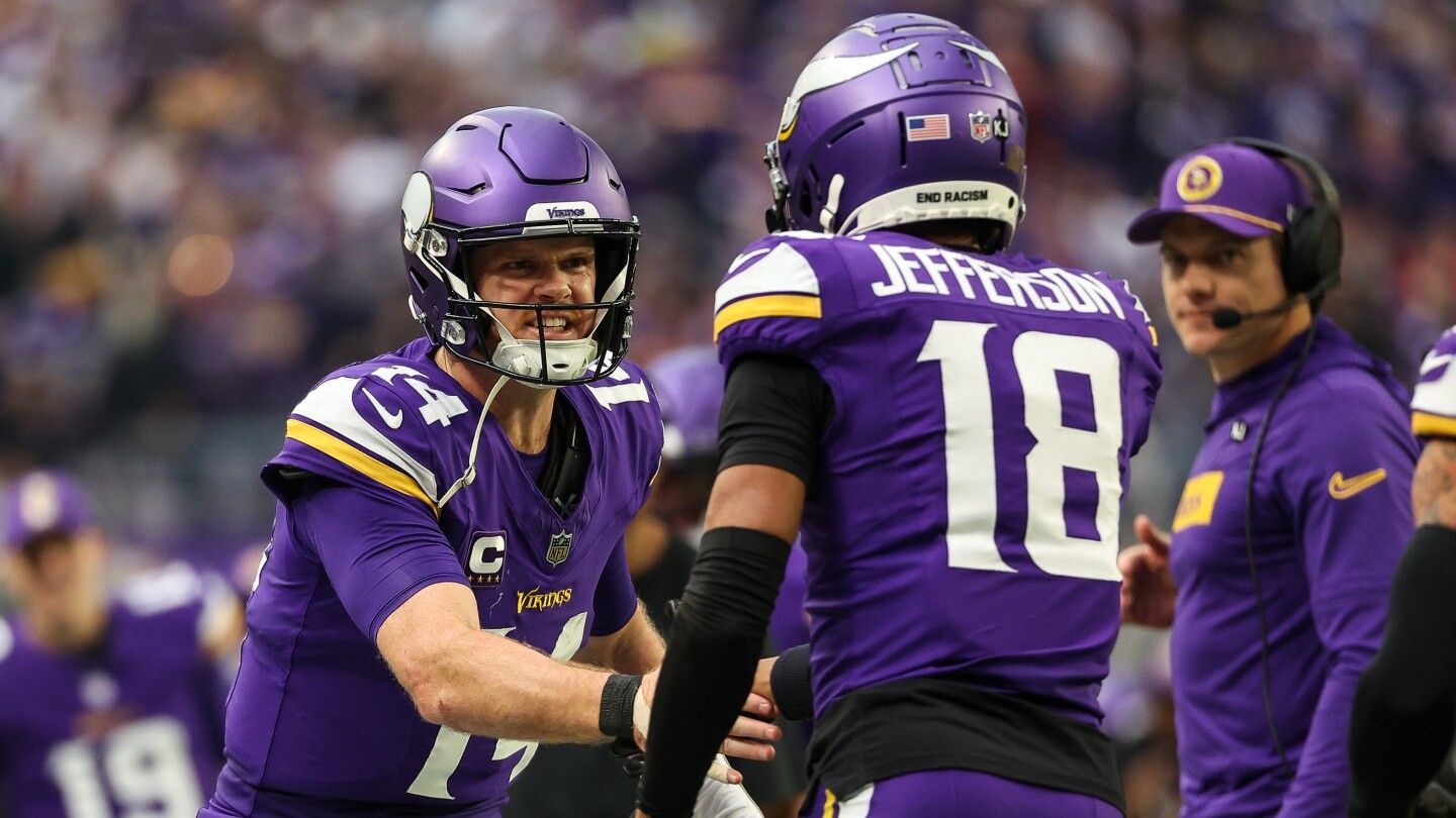 Sam Darnold's career day lifts Vikings to 42-21 victory over Falcons