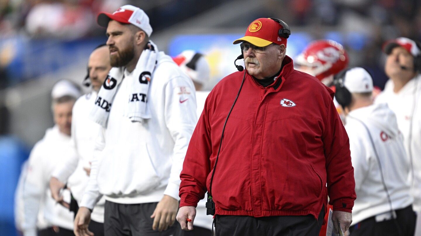 Andy Reid: It was Travis Kelce's decision to sit out Sunday's game