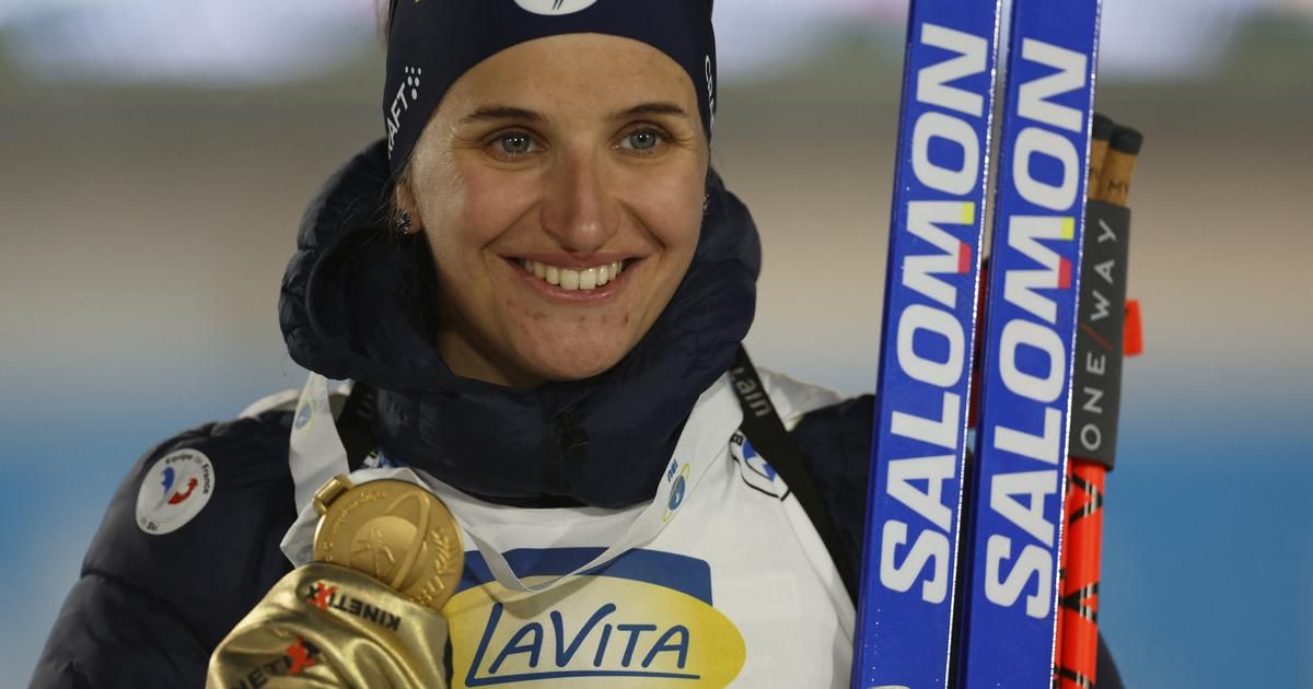 Mondiaux de biathlon : "C'est un truc de dingue", jubile Julia Simon après le triomphe tricolore au sprint