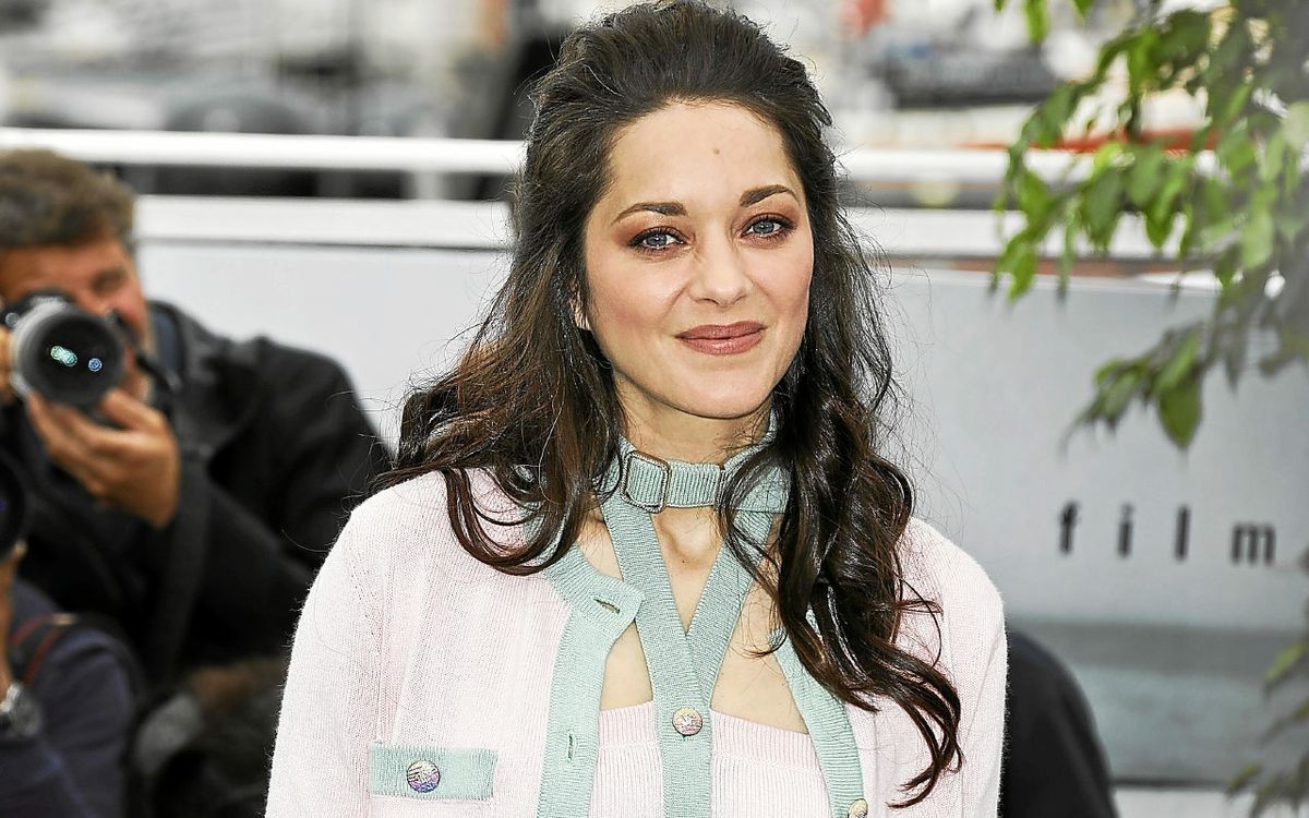 " Ça, je l’ai raté " : Marion Cotillard revient pour le Papotin sur sa mort dans " Batman : The Dark Knight Rises "