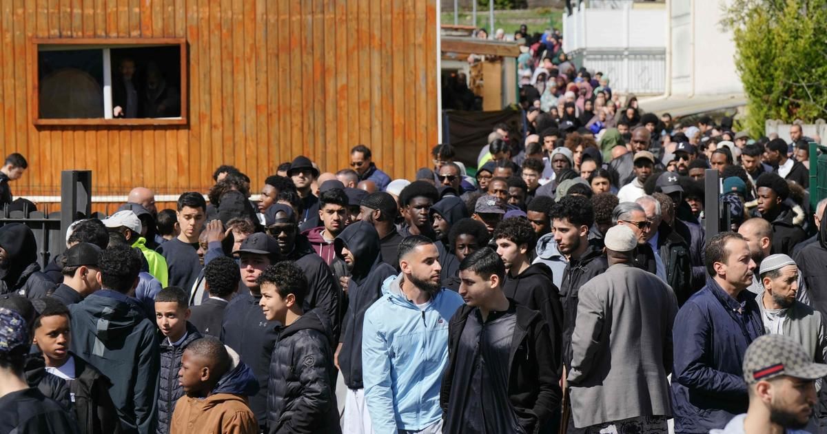 "C'est une idiotie qui se termine en barbarie" : douleur et sidération aux obsèques de Shemseddine, battu à mort à Viry-Châtillon