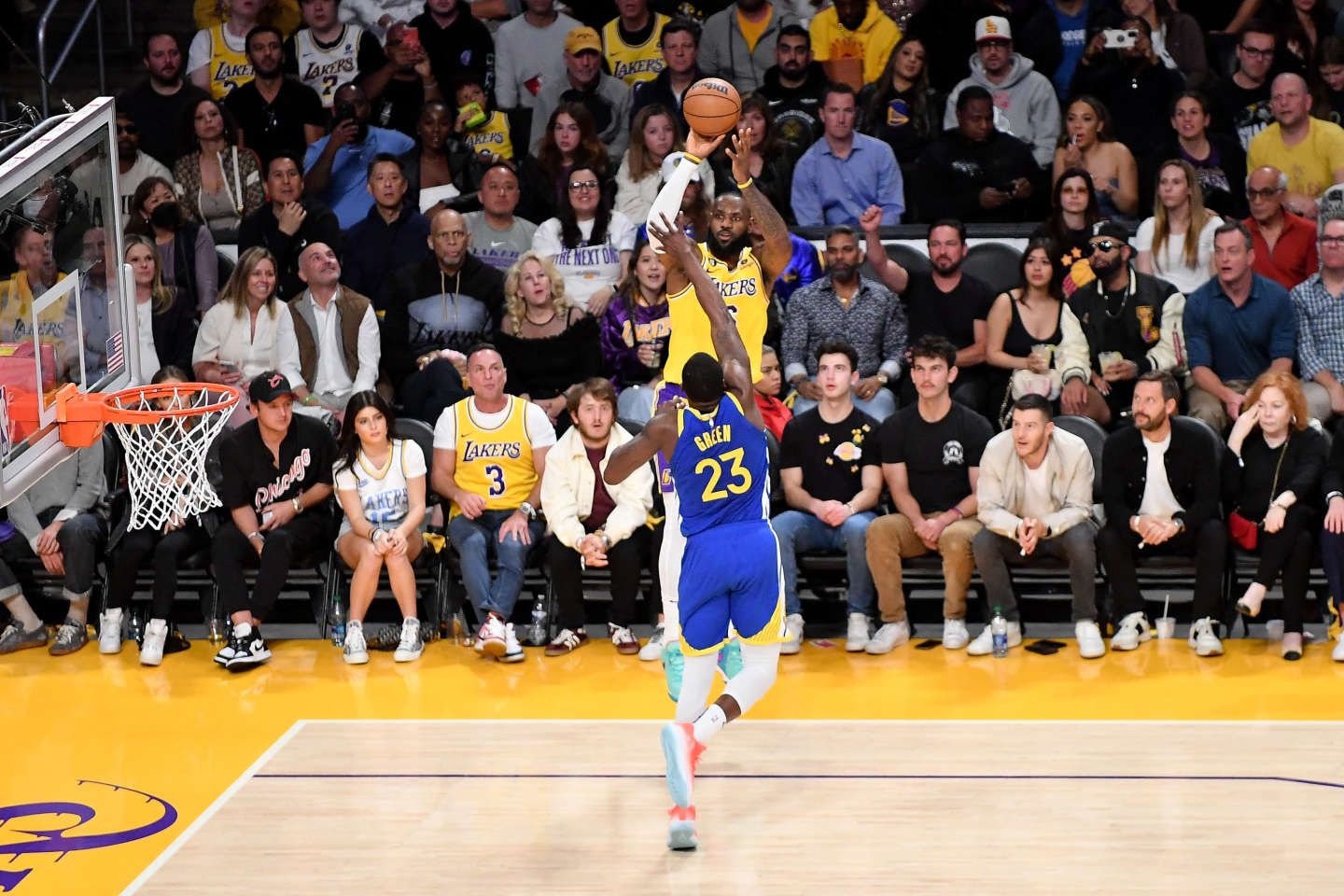 NBA : les Los Angeles Lakers à une victoire d’éliminer le champion en titre