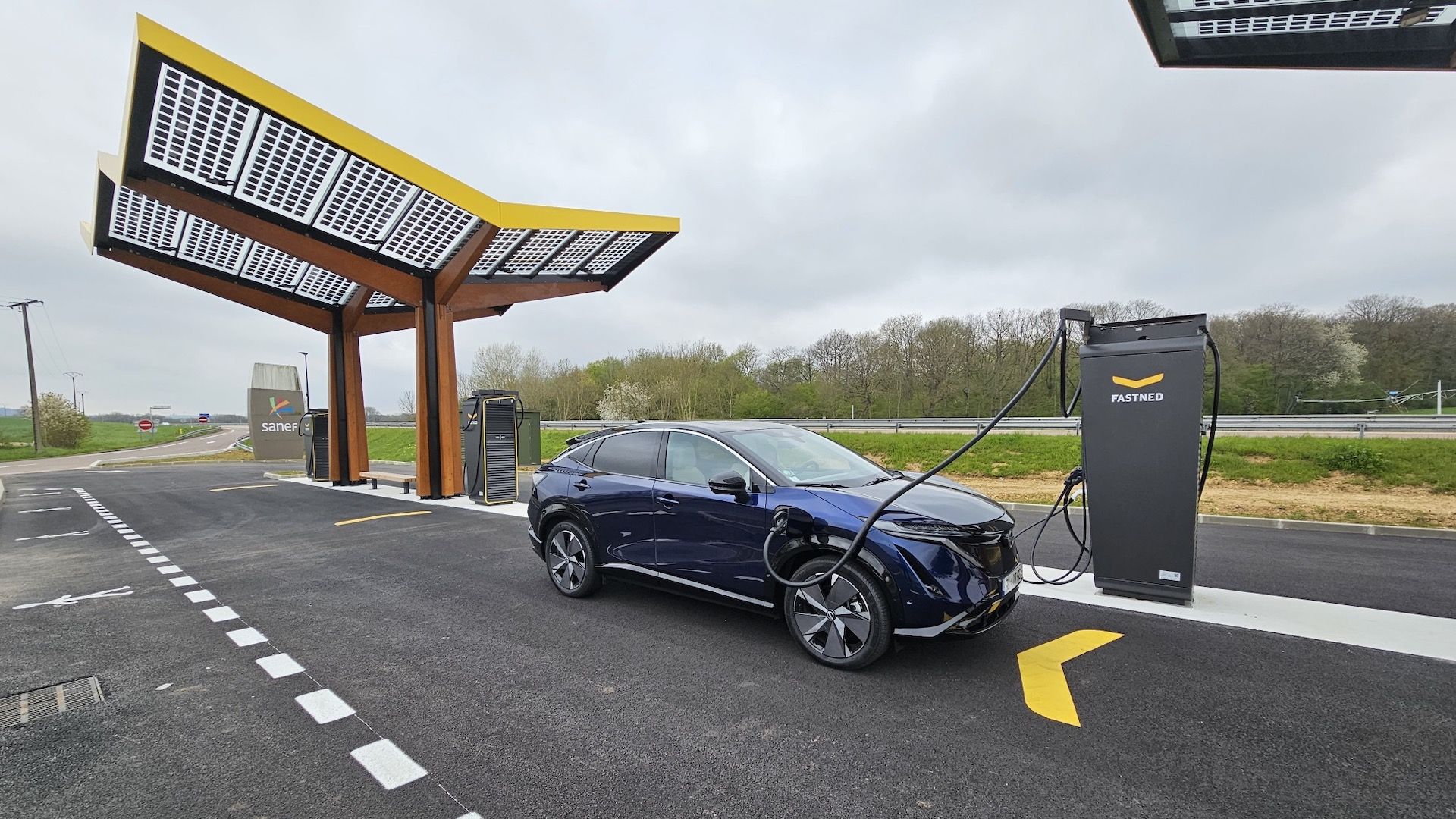 J'ai parcouru 1 000 km en voiture électrique pendant les vacances pour que vous n'ayez pas à le faire