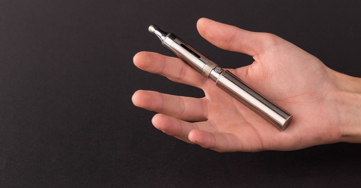 Florida Substitute Teacher Accused Of Letting Seventh Grader Hit Her Vape Pen