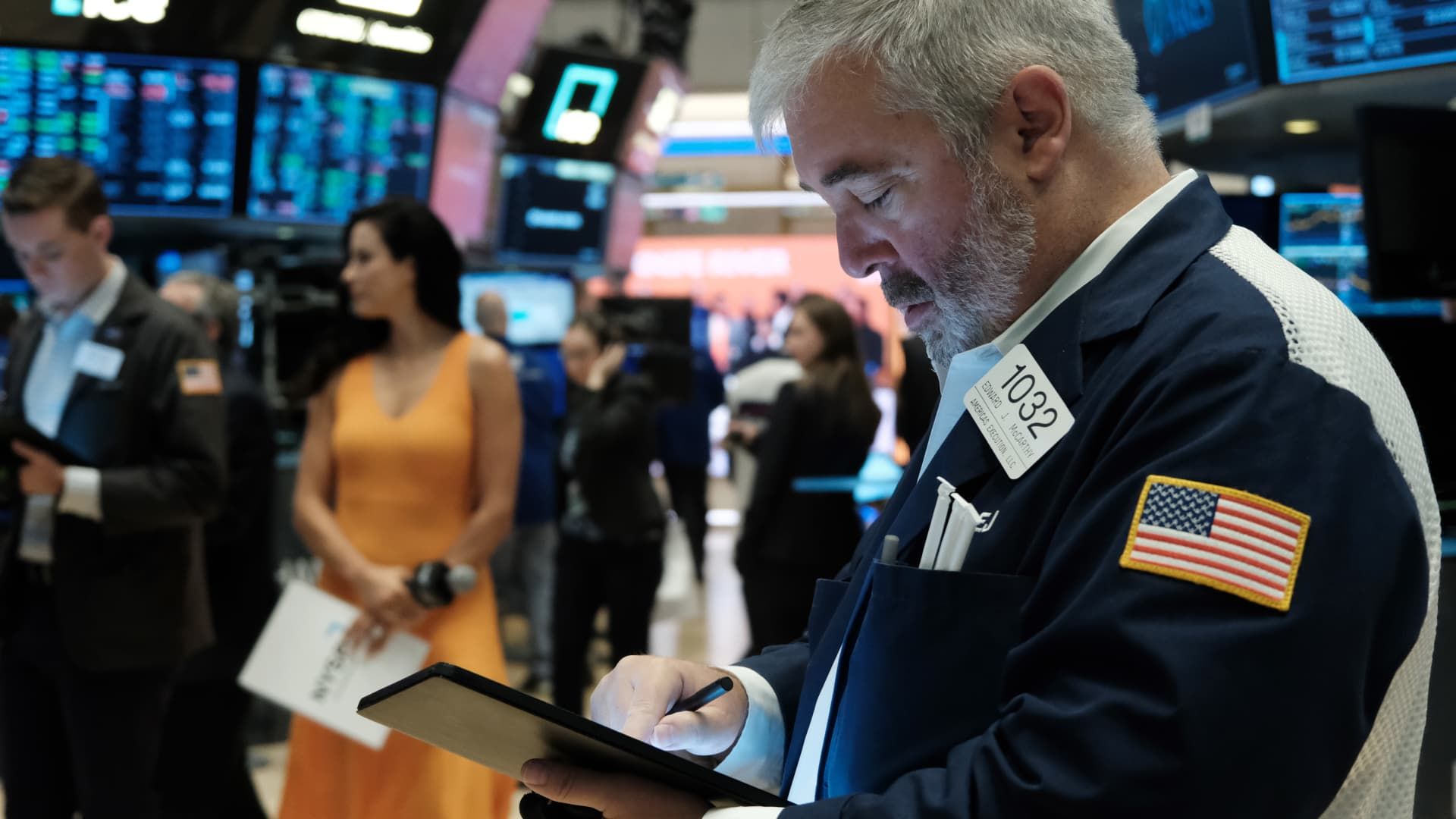 5 things to know before the stock market opens Friday