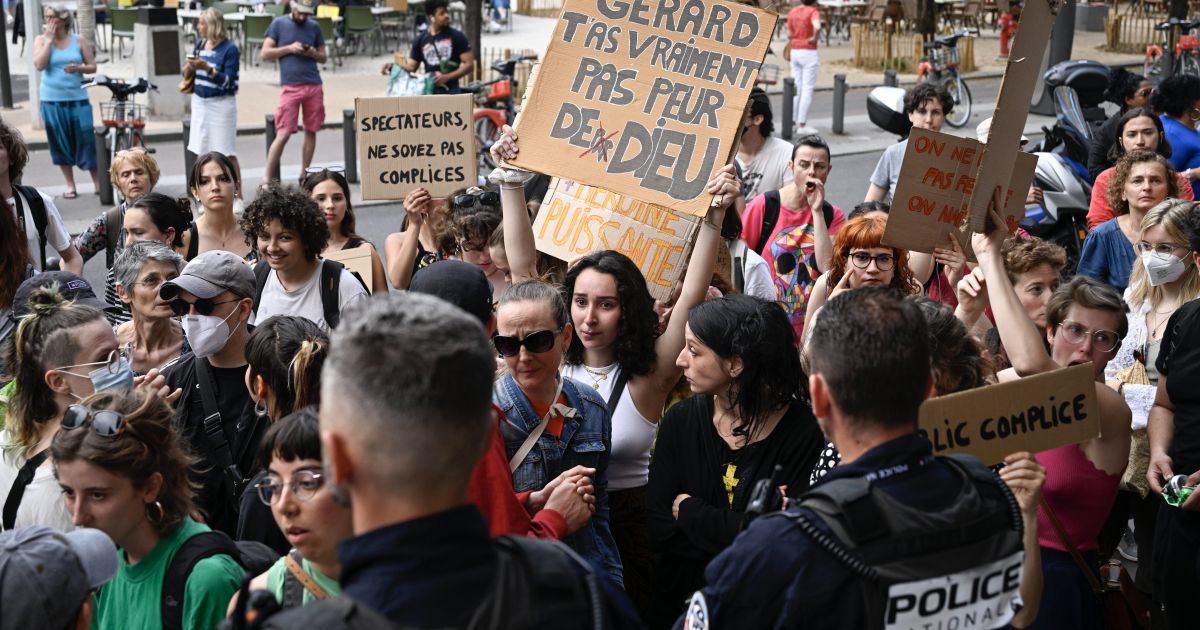 Fin de tournée agitée pour Gérard Depardieu, rattrapé par des accusations de violences sexuelles