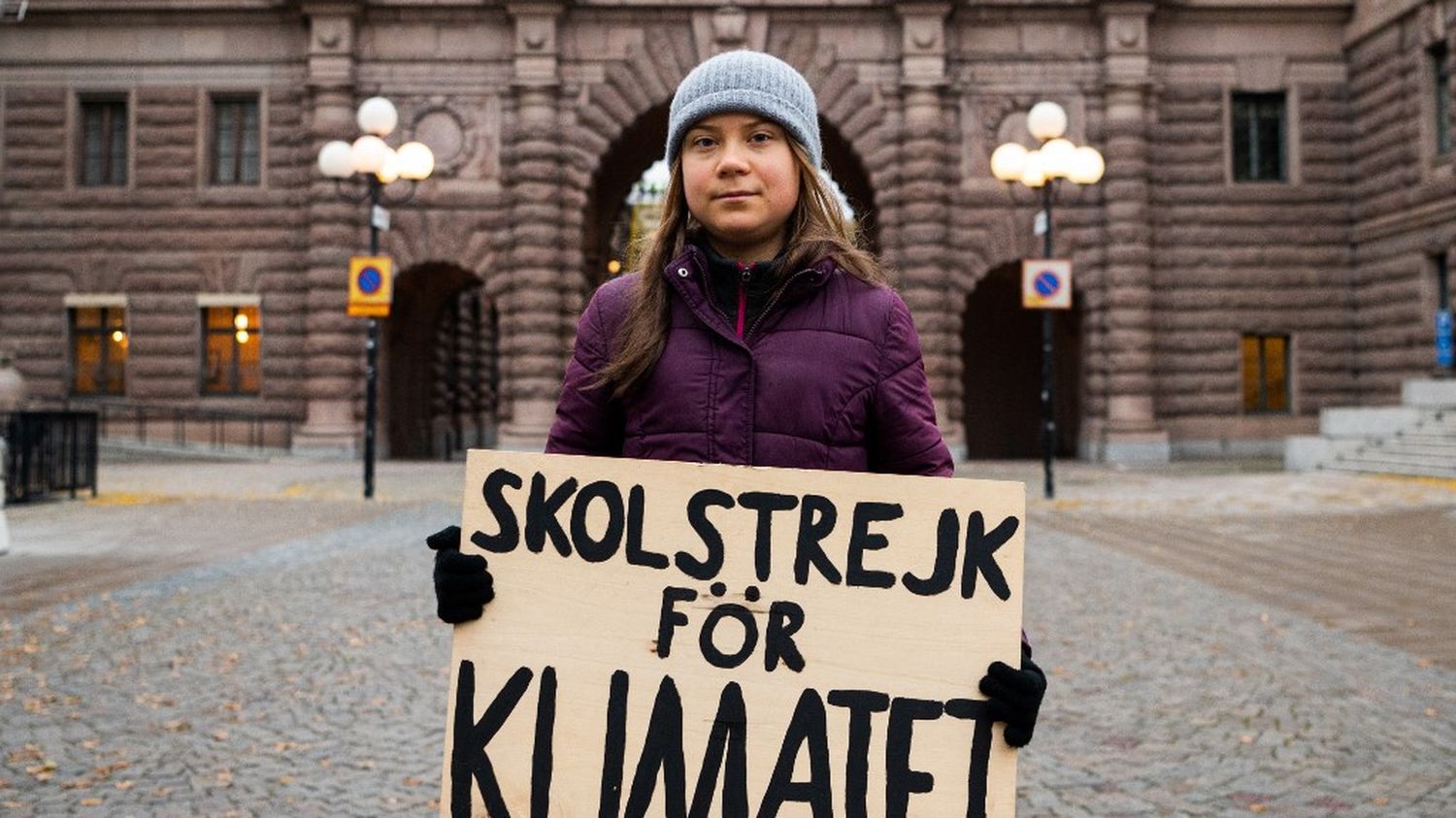 Climat : Greta Thunberg cesse sa grève de l'école du vendredi après l'obtention de son baccalauréat