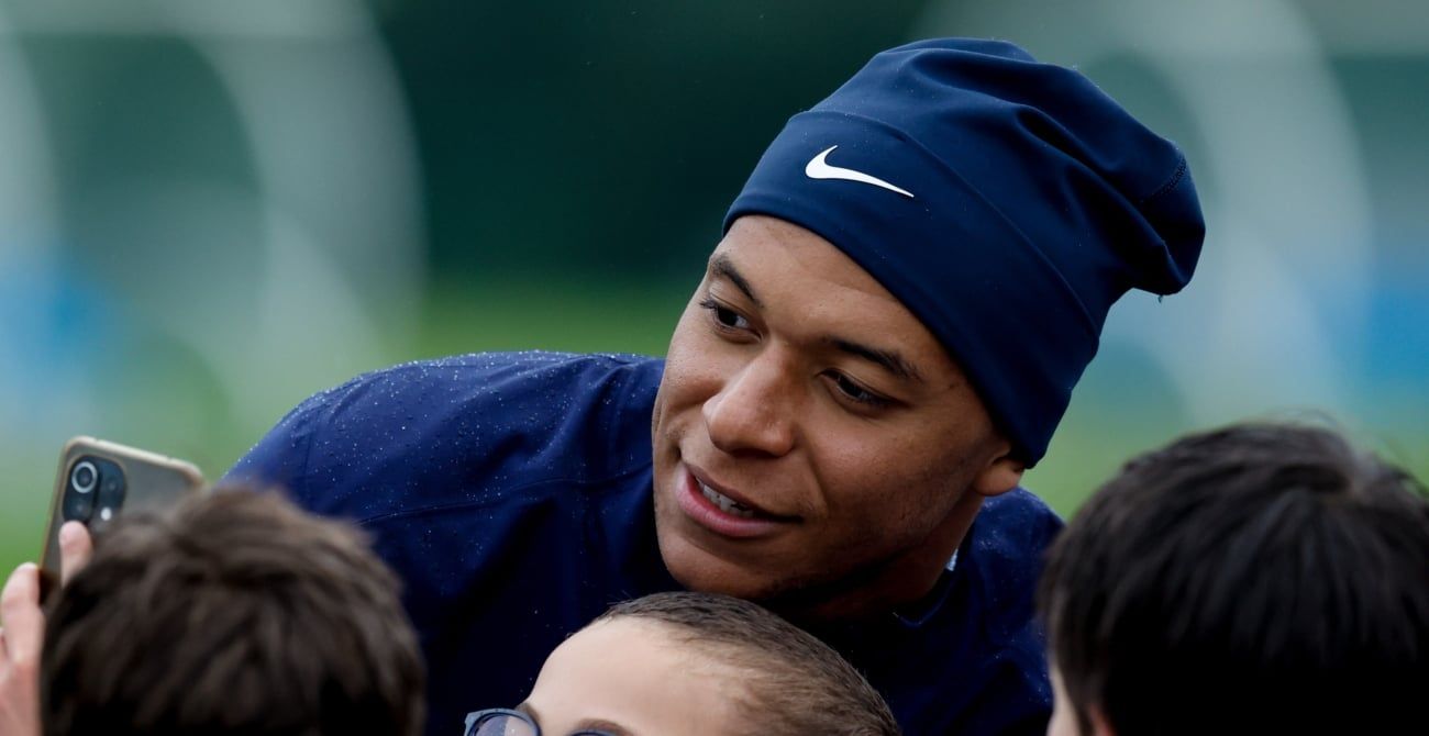 Mbappé, le directeur sportif du Bayern enrage