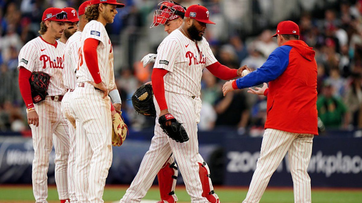 Alvarado wilder than he's been in years as Phillies leave London with a loss