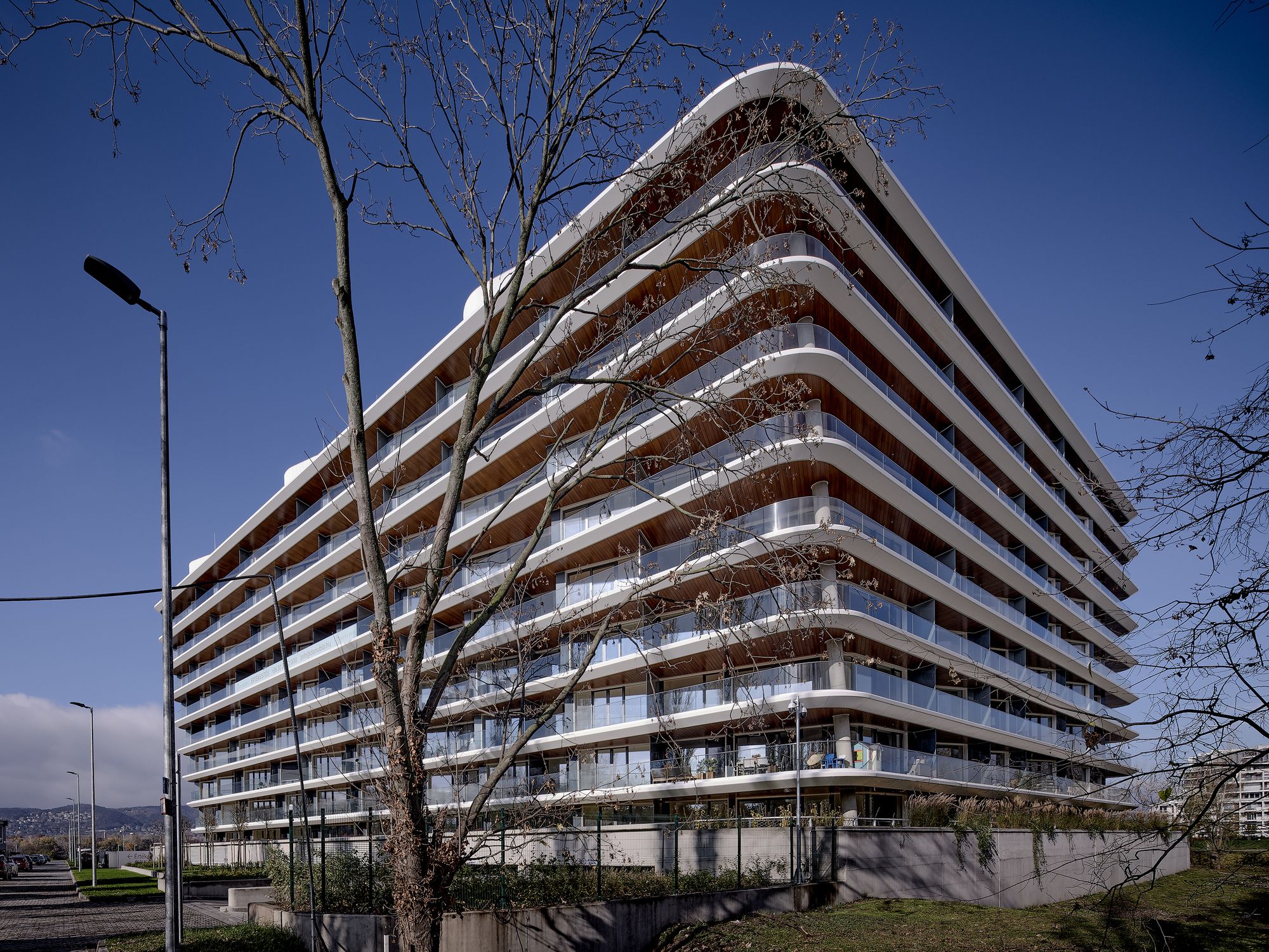 Danubio Budapest Building / T2.a Architects