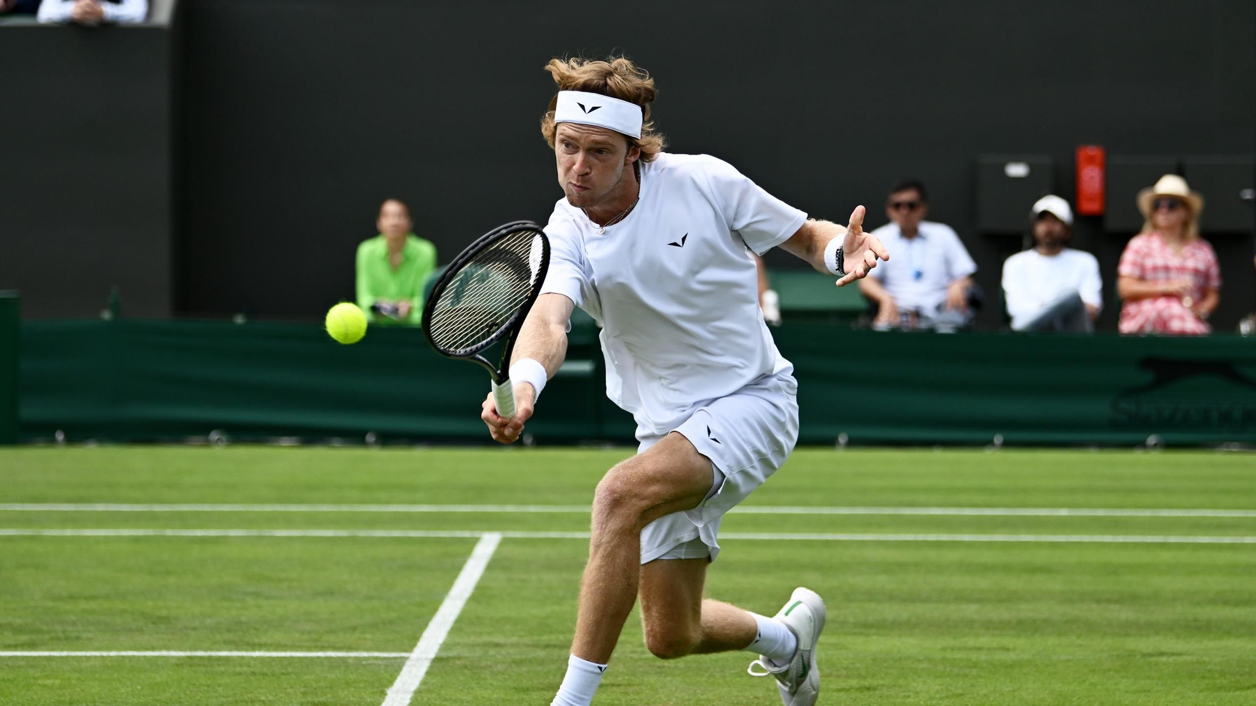 Wimbledon 2023 - Andrey Rublev en quarts de finale après sa victoire contre Alexander Bublik, il attend Djokovic