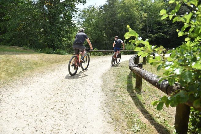 Un cycliste âgé de 70 ans meurt d’une crise cardiaque en Corrèze