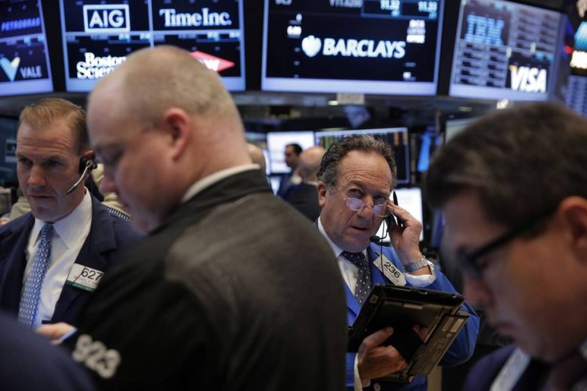 Wall Street en baisse dans l'attente de données sur l'inflation