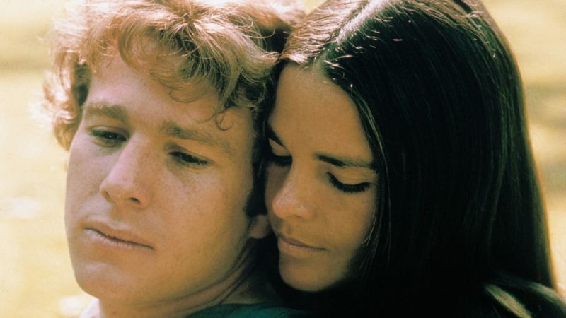 Ryan O’Neal’s ‘Love Story’ costar Ali MacGraw remembers his ‘generosity’