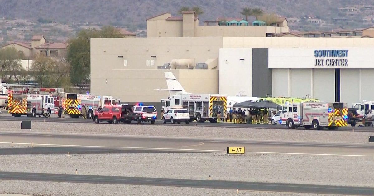 1 dead in Arizona after jet hits plane parked near Scottsdale airport