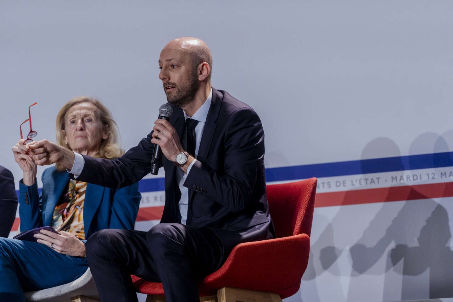 Fonction publique : Stanislas Guerini braque les syndicats, la trêve olympique s’éloigne