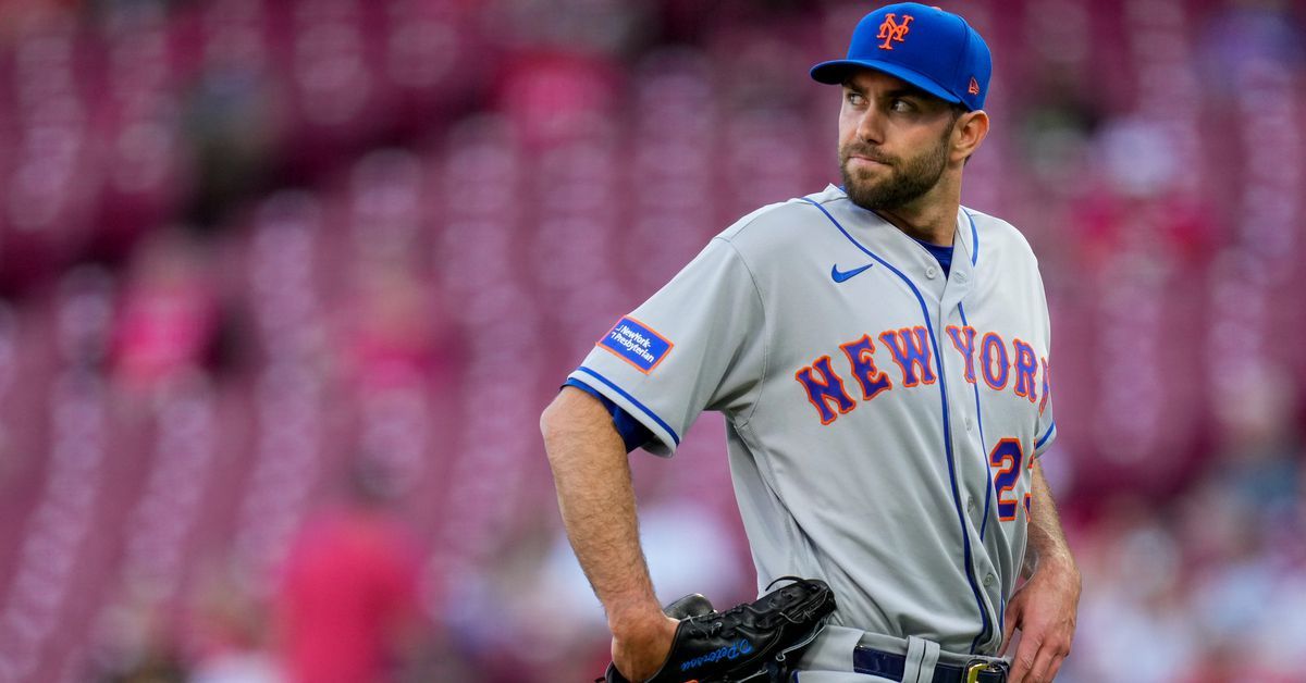 Mets drop series opener to Reds