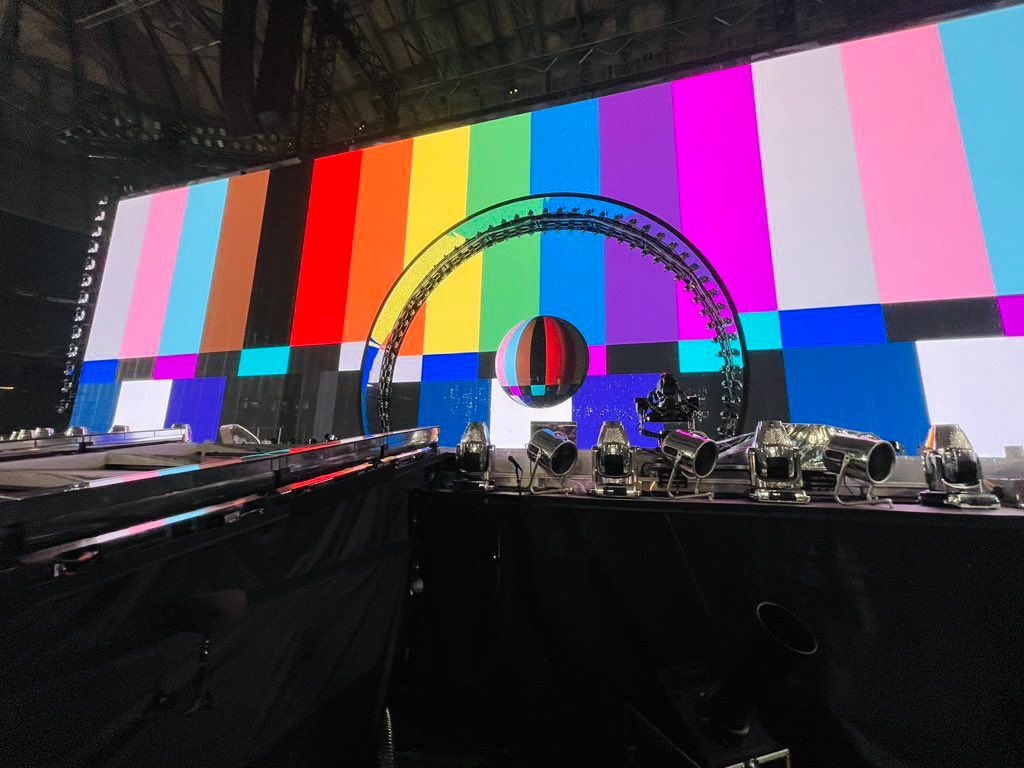 Beyoncé's Renaissance Tour kicks off with huge progress Pride flag