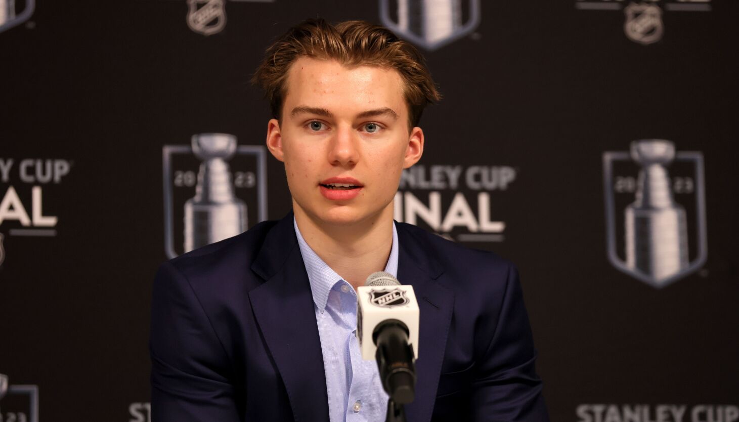 Connor Bedard would consider Blackhawks’ draft selection a “huge honor”