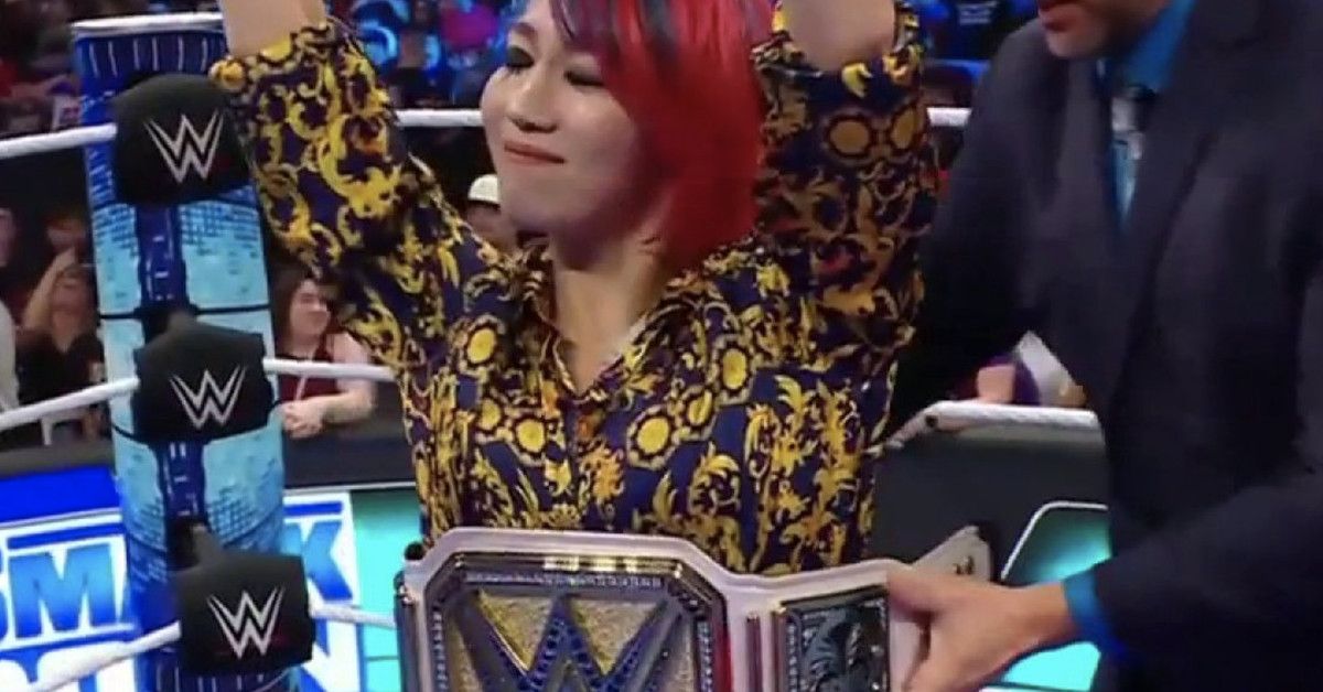 Asuka gets a new championship belt, and Charlotte Flair immediately returns to challenge for it